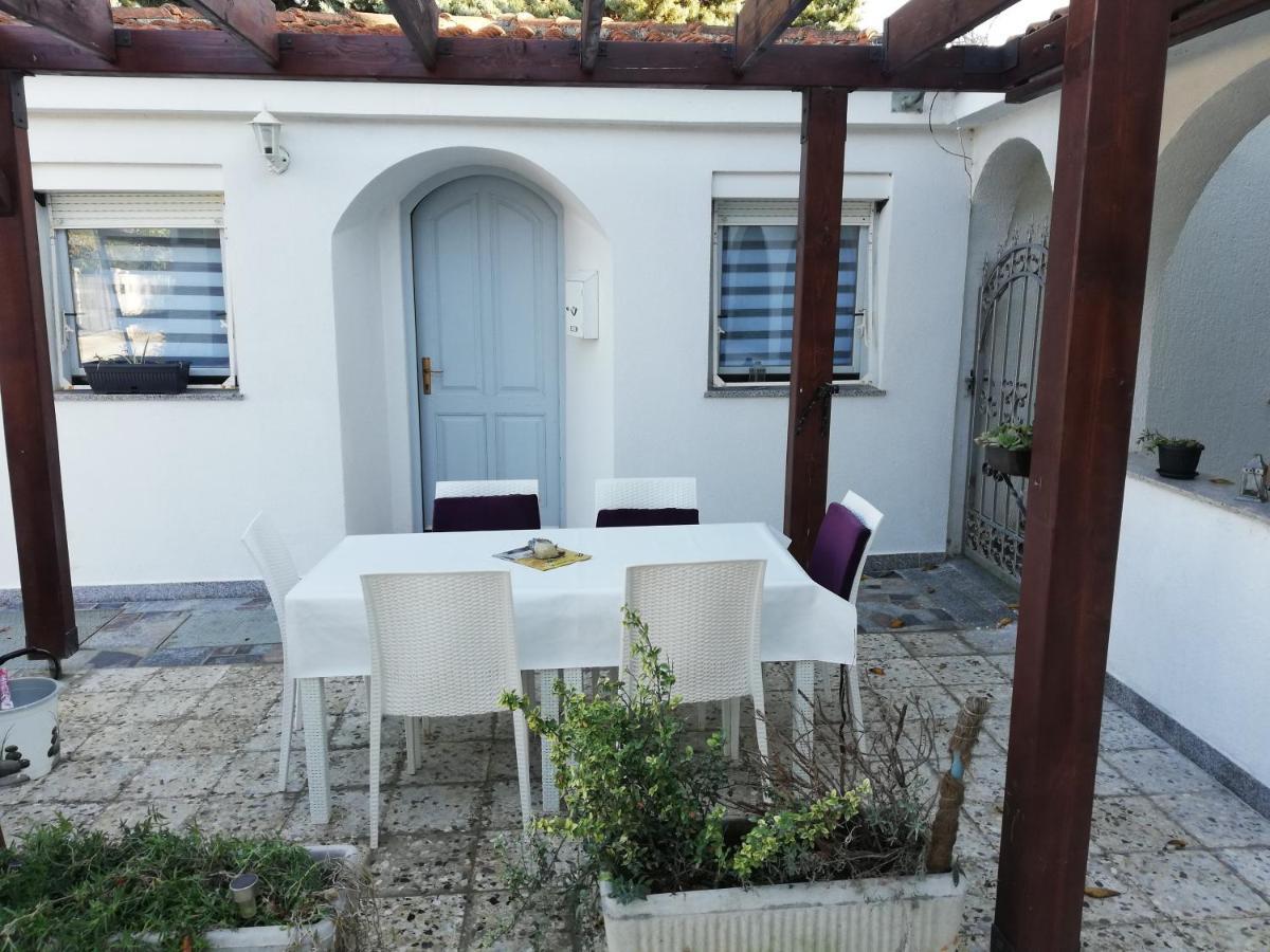 Apartman Valbandon Fažana Exterior foto